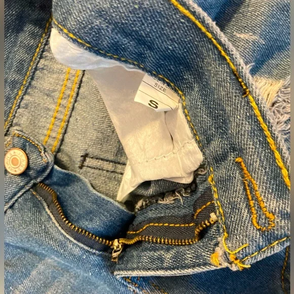 NWOT American flag back pocket jean shorts - Picture 5 of 6